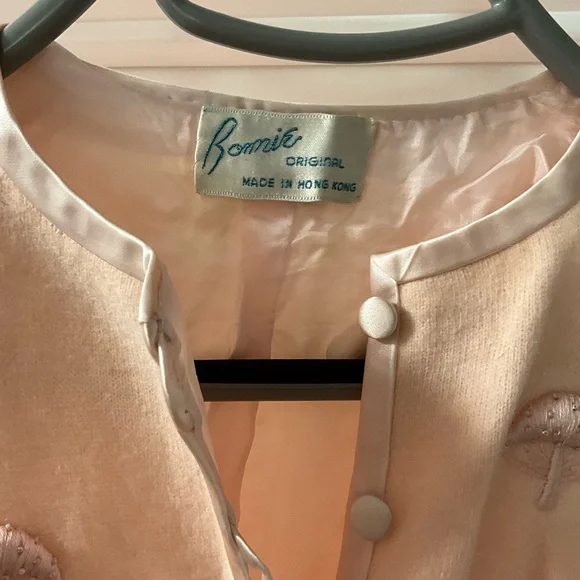 Very Rare vintage bed sweater
